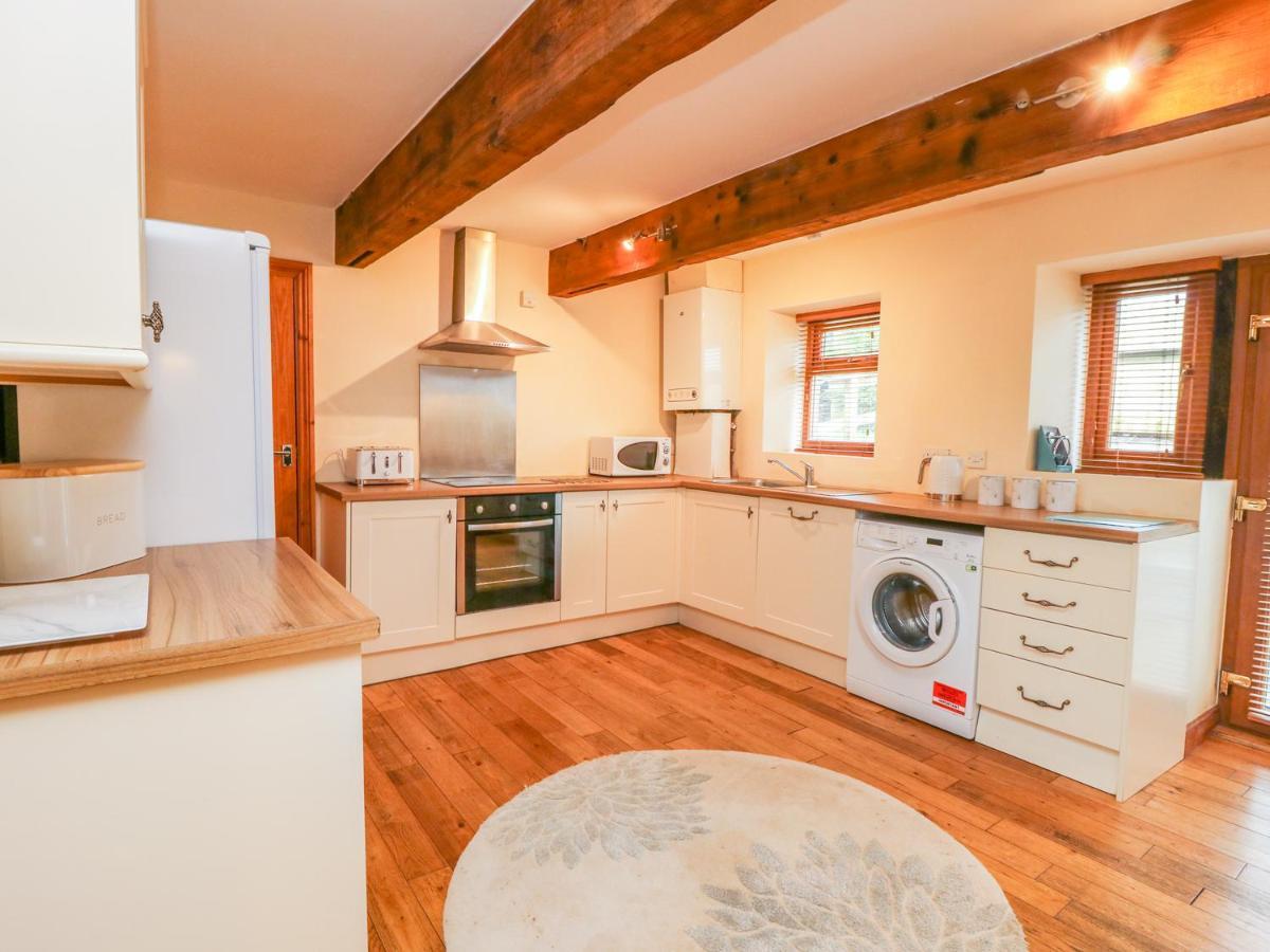 Moscow Mews Villa Bradford  Ngoại thất bức ảnh