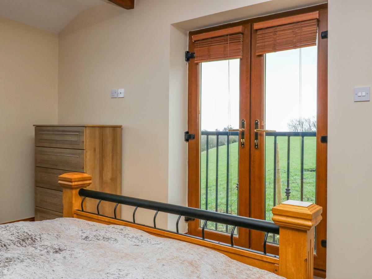 Moscow Mews Villa Bradford  Ngoại thất bức ảnh