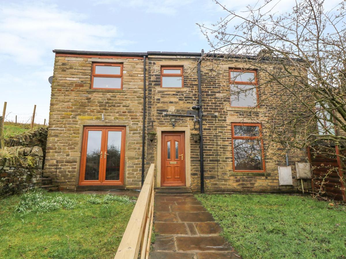 Moscow Mews Villa Bradford  Ngoại thất bức ảnh